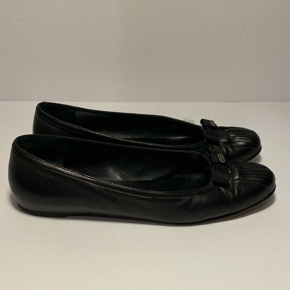 Salvatore Ferragamo leather flats - Picture 3 of 10